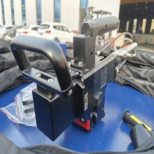 강력한 6000w 레이저 세척기 3kw 6kw 레이저 녹 페인트 제거기 휴대용 레이저 클리너 (강철, 금속, 알루미늄용)