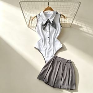 여성용 Hotsweet Playsuit 세트 민소매 슬림 백리스 할로우 아웃 바디수트 + 신축성 있는 허리 플리츠 JK 미니 스커트 슈트 섹시 클럽