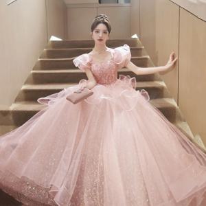 패셔너블하고 우아한 이브닝 드레스 2026 신상 핑크 연회 사회자 성인 행사 드레스 예술 시험 슈퍼 요정 공주 드레스 가을