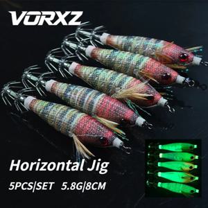 5PCS 멀티 컬러 글로우 오징어 지그 5.8G/8CM 수평형 에기 목재 새우 미끼 인공 루어 오징어 문어 낚시용 주쿠미