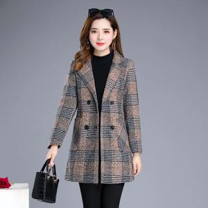 가을과 봄에 입기 좋은 따뜻한 면 혼방 모직 코트 중년 여성을 위한 세련된 체크무늬 중간 길이의 수트 칼라 재킷