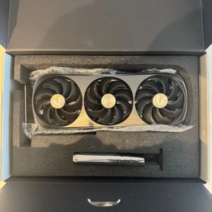 BH 신제품 ZOTAC GeForce RTX 4090 AMP Extreme AIRO 24GB - 기본 히트싱크/쿨러 - GPU 미포함