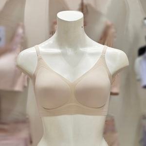 [백화점][트라이엄프] 프리미 노와이어 프리컷 후크타입 브라 BE