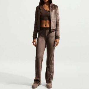 [하프클럽/나이키]나이키 스포츠웨어 벨루어 팬츠 여성 B4 IQ0679 237