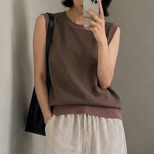 [삐까삐까]린넨 라운드넥 나시 티셔츠 옆트임 시보리 여름 데일리룩 민소매티