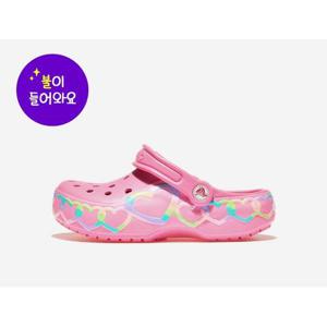 갤러리아_[CROCS] 클래식 하트 라이트 클로그 키즈 CRS213183 PINK LEMONADE