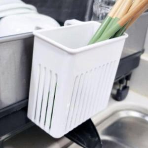 주방수납용품 물빠짐 숟가락통 걸이형 수저통