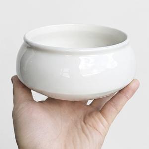 달항아리 형태의 식기 (스프볼, 그릇, 접시)