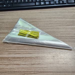 100개 투명 콘 셀로판 트리트 백, 골든 타이 포함 - 팝콘, 사탕 및 소규모 비즈니스 포장에 완벽함