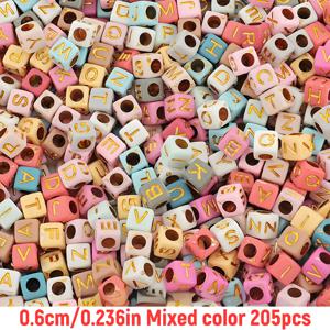 TEMU QYWCTZ DIY 주얼리 제작용 6mm 알파벳 레터링 아크릴 사각형 구슬 205개, 목걸이 참 장식용 멀티컬러 랜덤 색상 비즈, 발렌타인데이 & 마디그라 공예, 유럽 시리즈 사전 절단형
