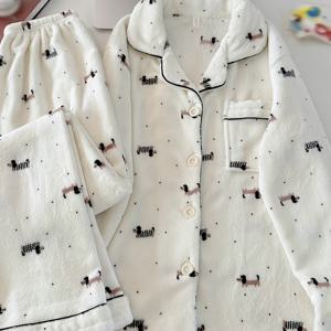TEMU 여성용 코랄 도트 강아지 프린트 파자마 세트, 두꺼운 달콤한 카툰 귀여운 턴칼라 캐주얼 가디건 라운지웨어, 긴 소매 긴 바지 투피스 아우터웨어 가을/겨울용