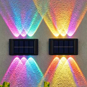 1개/2개 RGB 태양광 실외 벽부등, 황혼에서 새벽까지 조도 센서 자동 , 자동 색상 변경 스마트 앰비언트 조명, 파티오 정원 통로용 장식 벽 램프, 크리스마스 할로윈 발렌타인데이를 위한 장식 조명