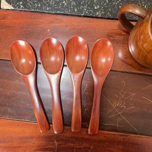 4pcs 나무 숟가락 세트 - 광택 처리, 가정, 레스토랑, 여행 및 디너 파티에 적합, 재사용 가능한 다용도 식기, 수프, 디저트, 시리얼, 차에 적합 - 나무 숟가락 및 커틀러리