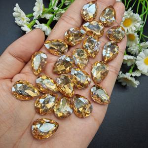 TEMU 13mm x 18mm 샴페인 물방울 모양 뾰족한 뒷면 3D 유리 루스 라인스톤 반짝이는 의류 신발 모자 가방 및 장식품 장식에 이상적