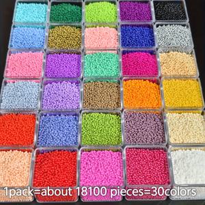 1.8mm 미니 단색 라이스 비즈 18100개, 스타일 - 고품질 체코산 유리 씨드 비즈 30가지 색상, 스페이서 장식용 비즈가 포함된 루즈 비즈, DIY 목걸이, 귀걸이, 팔찌 주얼리 제작용, 파티 장식 용품 - 여름 우정 선물 및 창작 프로젝트 주얼리 만들기 키트에 최적