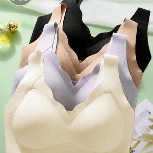 여성용 무선 푸시업 브라 4pcs 캐주얼 편안한 브라렛 누드핏 탱크탑 언더웨어 베스트 스타일 브라 베이직 와이어프리 요가 스포츠 브라 리브드 웨이브 엣지 브라렛 언더와이어 없는 풀 커버리지 편안한 데일리 브라
