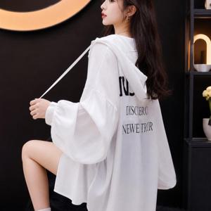 여성용 긴소매 지퍼 후드티, 가벼운 소재, 오버사이즈, 자외선 차단, 몸매를 돋보이게 하는 디자인, 루즈핏, 뒷면 프린트, 캐주얼, 시원한 착용감.