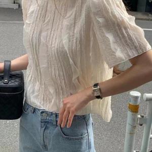 청순 러블리 텍스처 쉬폰 블라우스 여성 여름 셔링 프릴 루즈핏 라운드넥 반소매 데일리 셔츠