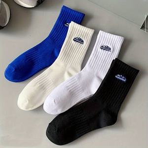 8pcs/4쌍 남성용 스포츠 양말 미드 튜브 삭스 봄 여름 가을 남성용 미드 삭스 블랙 앤 화이트 스타킹 통기성 스포츠 양말 학생 남아 양말