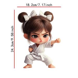 생생한 디자인의 어린 소년의 무술 연습이 특징인 2D 평면 열전사 스티커. 티셔츠, 스웨트셔츠, 후드티, 청바지, 백팩, 장식용 베개 등에 적합하며, 내구성이 좋고 세탁이 가능하며, 다리미로 간편하게 부착할 수 있습니다.