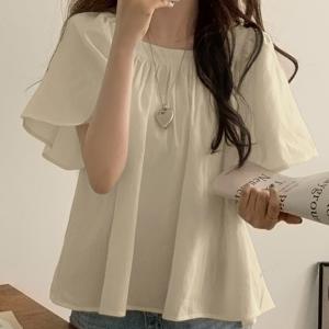 여성 스퀘어넥 블라우스 프릴소매 반팔 셔츠 셔링 루즈핏 체형커버 팔뚝커버 페미닌 러블리 출근룩 하객룩 꾸안꾸 봄 여름 상의