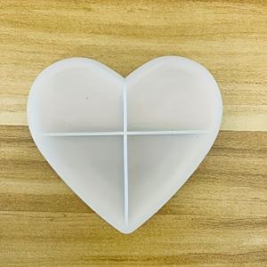 심장 모양의 접시를 만드는 실리콘 모양, DIY 프로젝트, 사랑 주제의 보관, 촛불 트레이, 및 레진 캐스팅에 적합합니다.