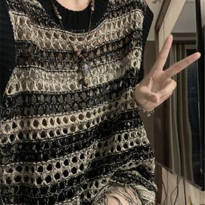 여성 빈티지 그물 니트 베스트 펀칭 나시 조끼 태슬 수슬 루즈핏 체형커버 힙한 바캉스룩 비치웨어 레이어드룩 유니크 상의