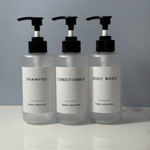 3개 세트 250ml 욕실용 디스펜서 - 재사용 가능한 검정색 플라스틱 펌프 병과 투명 무광 병, 방수 라벨 포함. 샤워젤, 샴푸, 컨디셔너에 적합. 전기 필요 없음, 사용 및 장식이 쉬움. 할로윈, 추수감사절, 크리스마스에 이상적인 선물