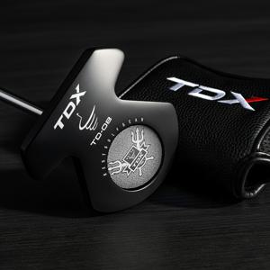 TDX-TD08 남성 골프 클럽 안정화 펫퍼레이션 퍼터 페이스, 자동으로 올바른 위치로 복귀, 높은 스위트 스팟, 높은 포그니브스, 2도 오프셋 그립, 자동 목표 퍼터. 클래식 사각형 모양을 채택합니다.