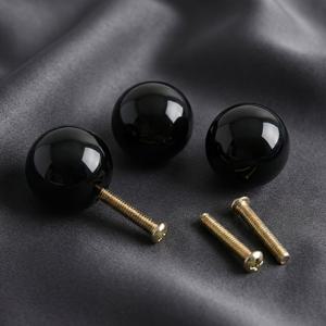 6개 (블랙 구형 손잡이 3개 및 4X22 나사 3개) 블랙 원형 손잡이, 캐비닛 도어 손잡이, 옷장, 찬장, 서랍 플라스틱 손잡이