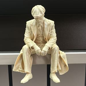 무성 자세 조각상, 우울한 남자의 조각상 옆에 앉은 사람, 다크 아카데미아 미학의 책 장식, 다크 아카데미아 매니아 내향적인 선물로 이상적, 독특한 대화 시작을 위한 예술 작품, 거실 서재, 창턱에 적합