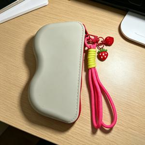 여성용 스몰 핸드백, 트렌디하고 패셔너블한 고품질 실리콘 파우치, 휴대용 립스틱 및 메이크업 가방, 돋보기 안경 파우치, 낙하 방지 여행용 휴대용 패션 안경 케이스, 걸이형 안경 케이스