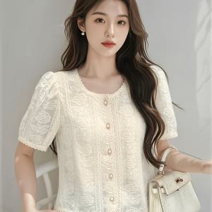 여성용 프렌치 스타일 퍼프 슬리브 레이스 블라우스, 2026년 여름 신상품, 유럽 스타일, 패셔너블, 나이 감红色, 인형 같은 상의, 우아한 숏 블라우스