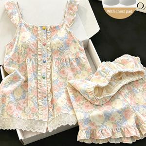 NM 크림 스타일 스퀘어넥 러플 레ース 플로럴 프린트 캐미솔 잠옷, 내장형 브라 패드 포함, 여름용 라운지웨어 2피스 세트
