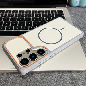 휴대폰 케이스 - 1개 간편한 더블 컬러 스킨 필드 무광 마그네틱 폰 케이스 (삼성 갤럭시 S26울트라 S25울트라 S26플러스 S24울트라 S23울트라 S26 S25 S24 케이스), 무선 충전 지원, 충격 방지 하드 백 소프트 보더 커버 커플 선물