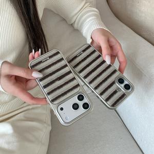 휴대폰 케이스 - 브라운 색상의 실버 엣지 디자인, Apple iPhone 17 Pro Max, iPhone 16 Pro Max, iPhone 15 Pro Max, iPhone 14 Pro, iPhone 13 호환, 스타일리시 여성용 폰 케이스, 폰 케이스