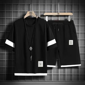 10대 남학생용 2pcs 세트, 어반 캐주얼 힙합 스타일 반팔 티셔츠 & 반바지 세트, 여름 클래식 스타일, 블랙 & 화이트, 야외 활동용, 십대용