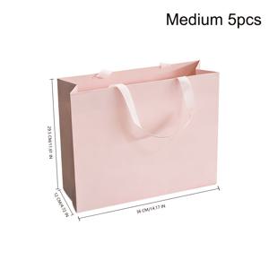 소매용 포장에 적합한 핑크색 브러시드 종이 봉투 5개입 (5개) - 의류, 화장품, 식료품 포장용 넓은 밑면과 튼튼한 바닥이 있는 3가지 사이즈의 고급 휴대용 선물 가방, 소매점 테이크아웃 포장용