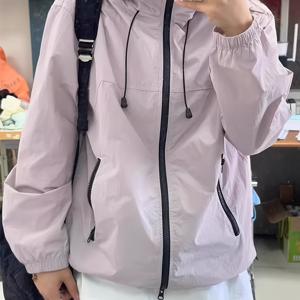 새로운 경량 여성용 후드 루즈핏 긴팔 지퍼 가디건, 간편한 솔리드 기본 스타일 데일리 캐주얼 다용도 탑 베이스 레이어 캐주얼 팬츠 릴렉스 캐주얼 의상 출퇴근 쇼핑에 적합한 부드러운 트렌디한 게으른 스타일 아우터 스몰 탑