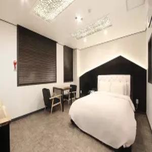 샤르망 모텔 광주 충장로(Gwangju Chungjangro Hotel Sharmant)