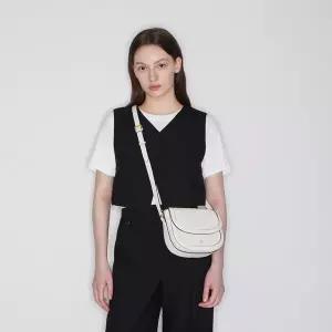 [LAP](광주신세계)루나_클래식크로스백 AQ7AB702