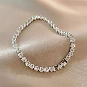 테니스 팔찌 라비앙 써지컬 2mm 4mm 여름 레이어드 포인트 체인 큐빅 데일리 우정 하객 고리