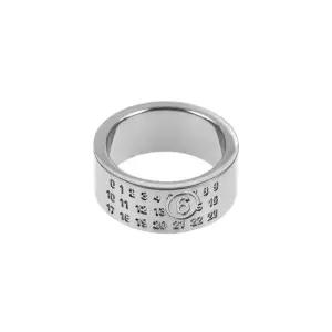 메종마르지엘라 MAISON MARGIELA] SM6UQ0057 P6469 951 공용 반지