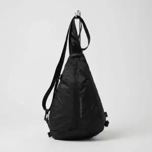 엄브로 에센셜 플러스 코듀라 슬링백 BLACK UR223SBG66 BLK0
