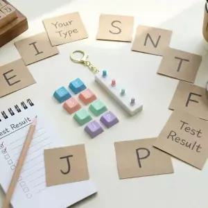 [제이큐]MBTI 키보드 클리커 딸깍이 키캡 키링 4구 피젯토이