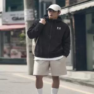 언더아머 라이벌 윈드브레이커 남자 바람막이 우븐 후드 점퍼 자켓 1390149-001