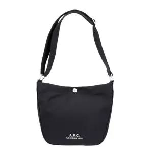 A.P.C [명품] PSAKR M67010 LZZ BLACK 공용 숄더백