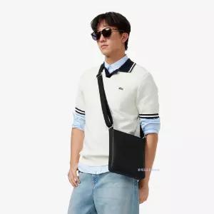 라코스테 25FW NEW 맨즈클래식 플랫 크로스백 측면 스트랩 KP NH5191H55N000 LE12205