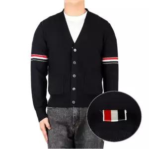 [톰브라운] 24SS 남성 가디건 (MKC519A Y1002 415)