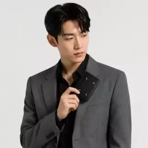 메종마르지엘라 S55UI0203 P4745 T8013 스티치 폴딩 카드지갑